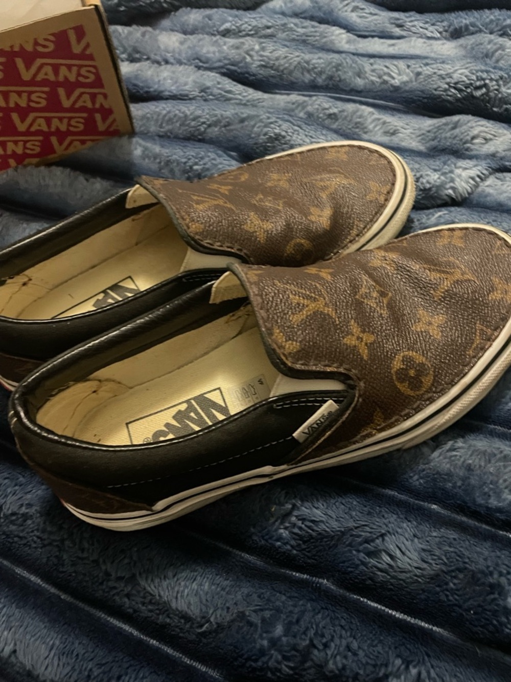Upcycled vans 6.5